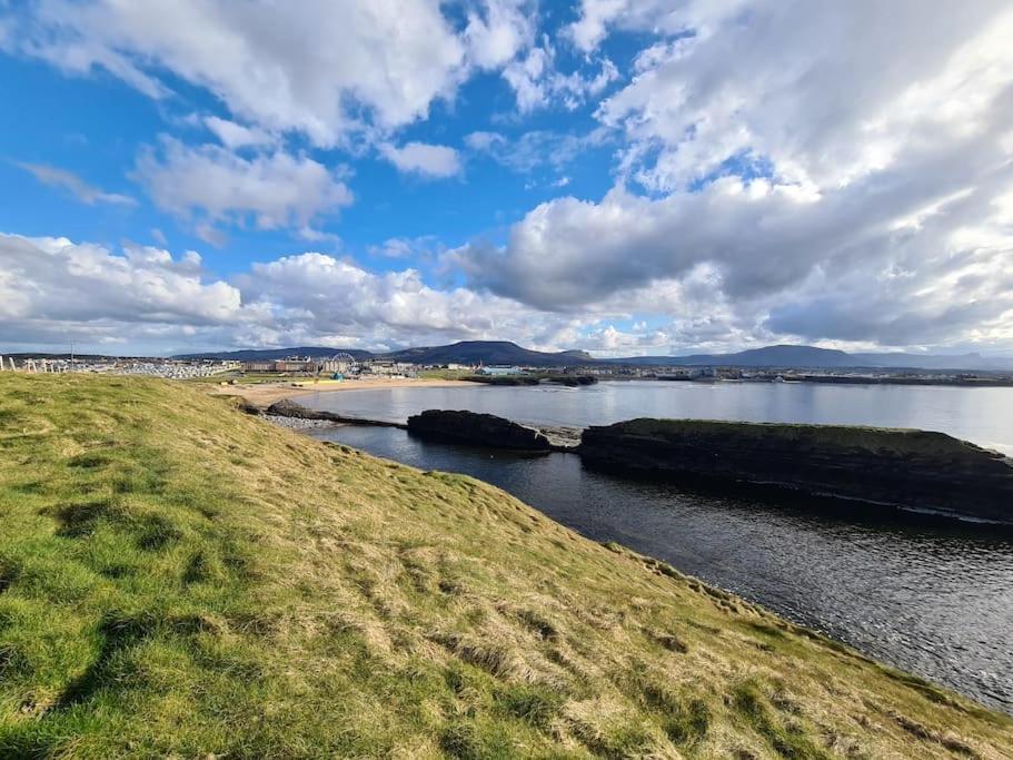 Bundoran Seaside Stays House - Wifi, Large Spacious Home Zewnętrze zdjęcie