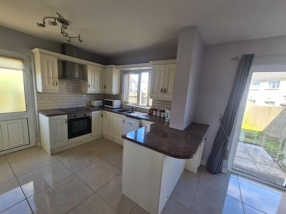 Bundoran Seaside Stays House - Wifi, Large Spacious Home Zewnętrze zdjęcie